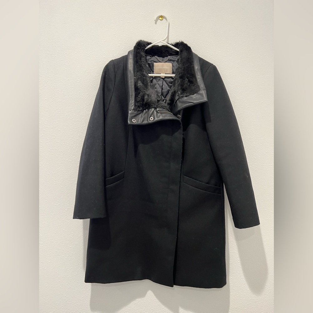 Banana Republic - Women’s XS Asymmetrical Black Wool Coat